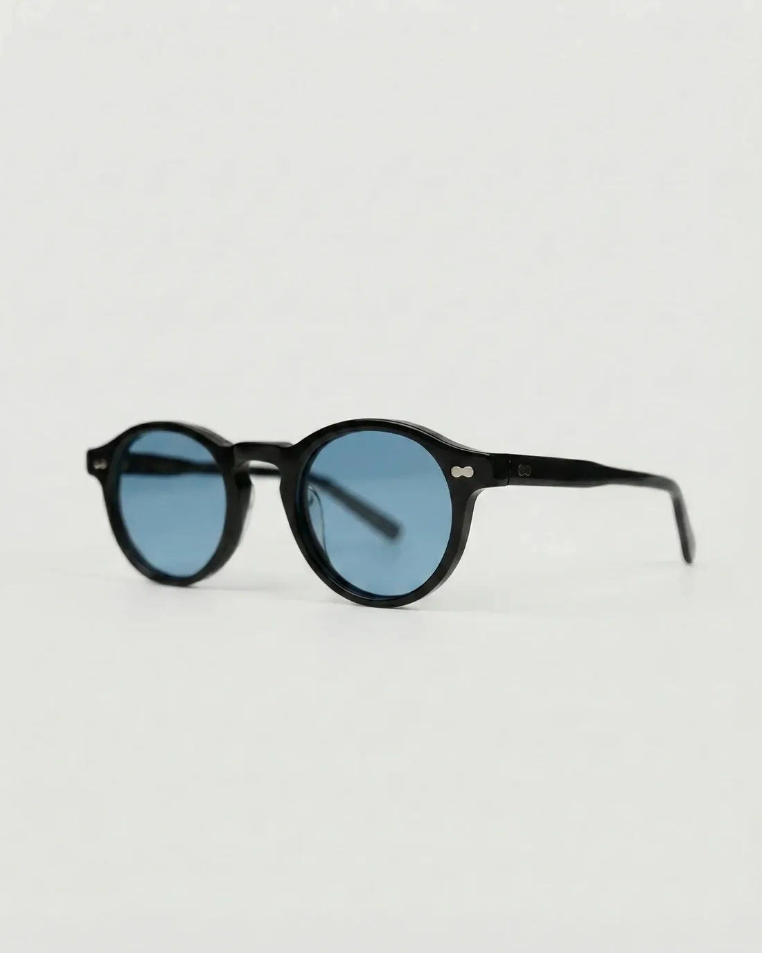 freddi, worn